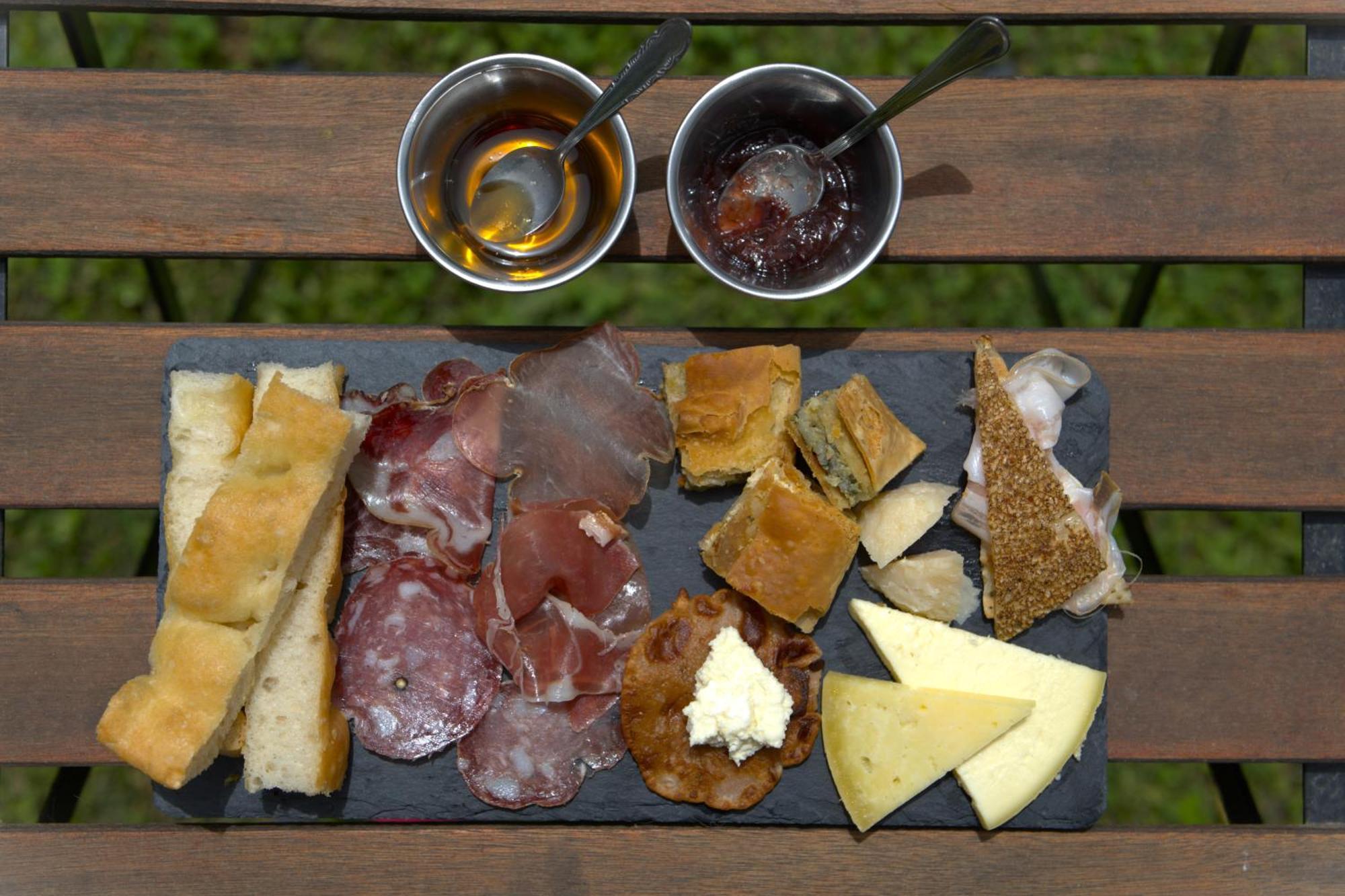 Camping Grondola - Federicofarm Pontremoli Buitenkant foto