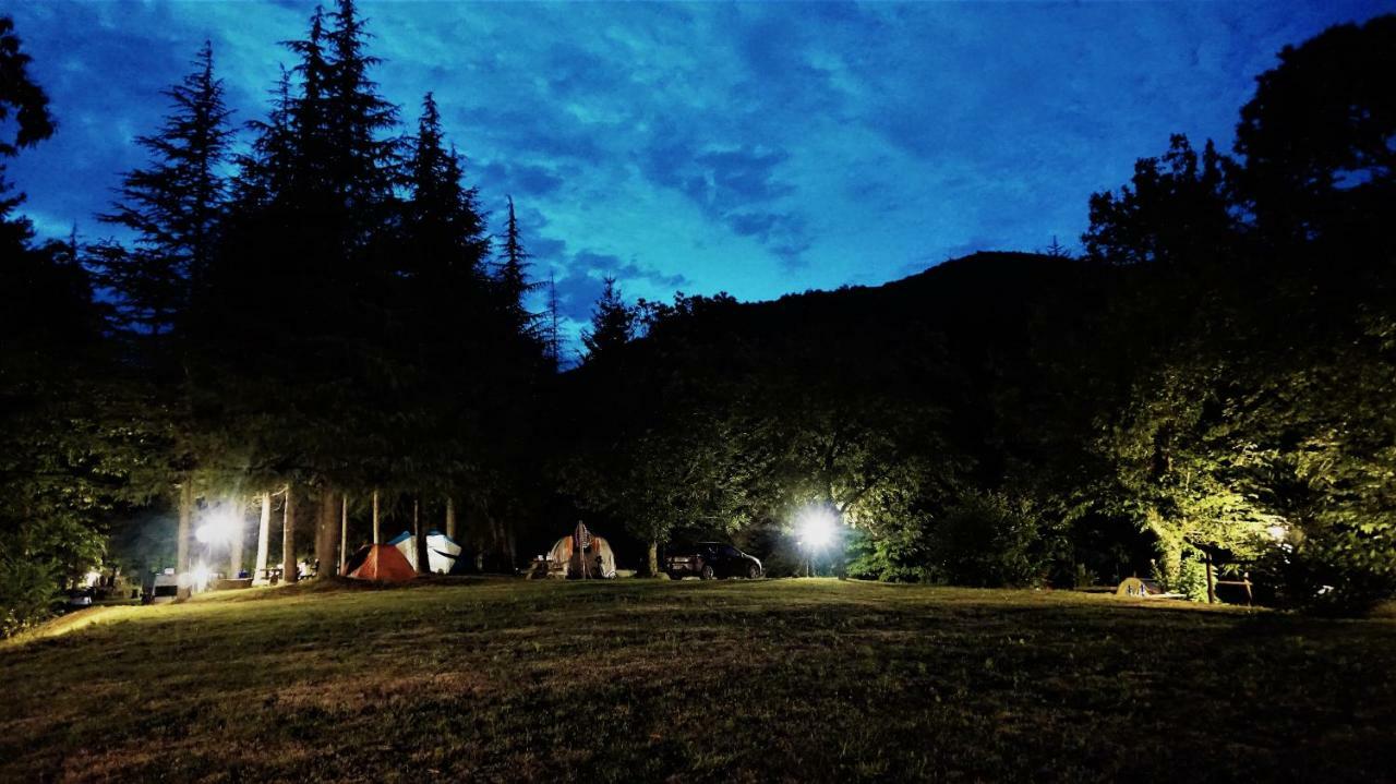 Camping Grondola - Federicofarm Pontremoli Buitenkant foto
