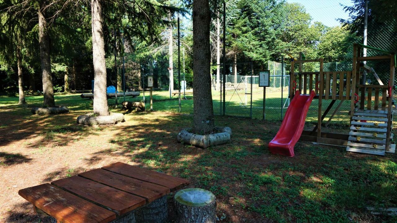 Camping Grondola - Federicofarm Pontremoli Buitenkant foto