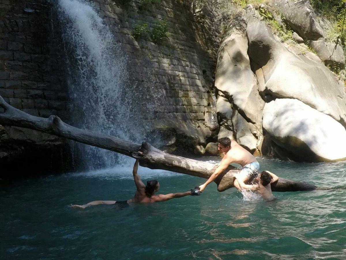 Camping Grondola - Federicofarm Pontremoli Buitenkant foto